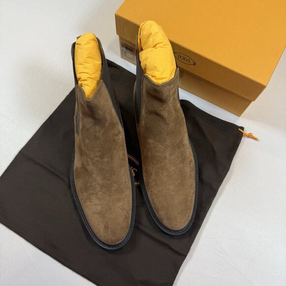 Tod’s SUEDE CHELSEA BOOTS Size 7.5UK/9US Brand New In Box MSRP $1,095 main image 6